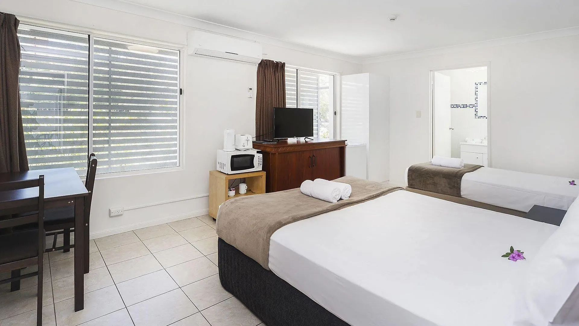 Sunshine Beach Resort Miami