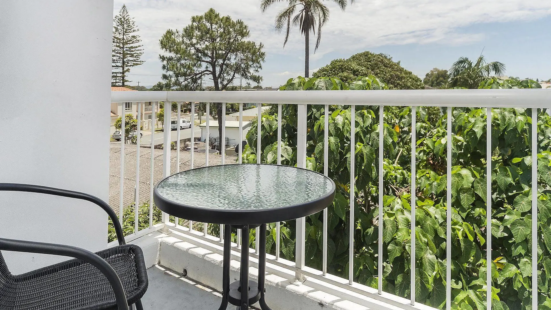 Sunshine Beach Resort Miami 3*,