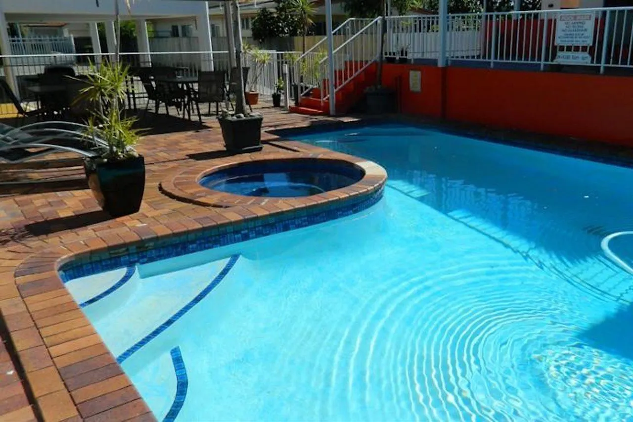 *** Motel Sunshine Beach Resort Miami Australia